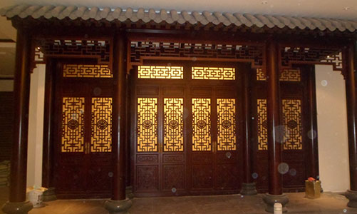 兴安传统仿古门窗浮雕技术制作方法